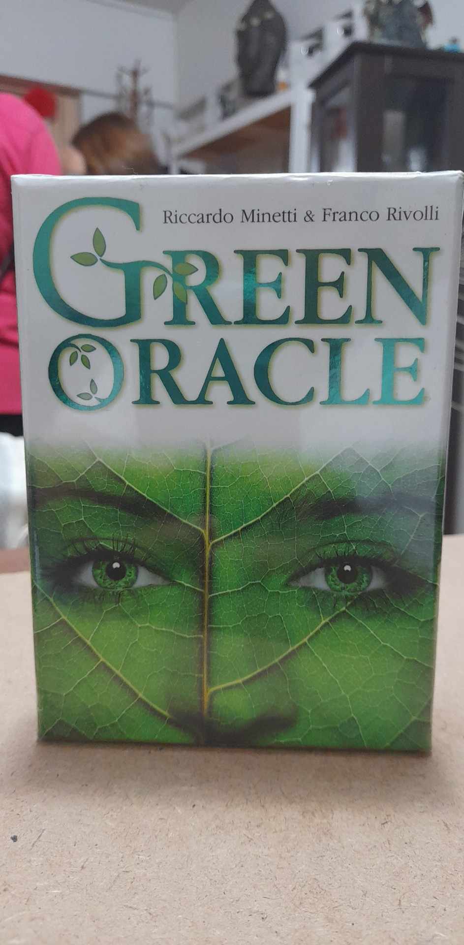 Green Oracle - Ricardo Minetti & Franco Rivolli