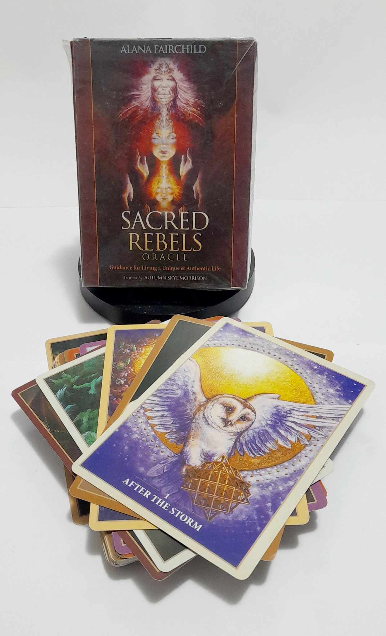 Sacred Rebels Oracle - Alana Fairchild